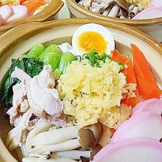 白だしでアッサリ濃厚鍋焼うどん